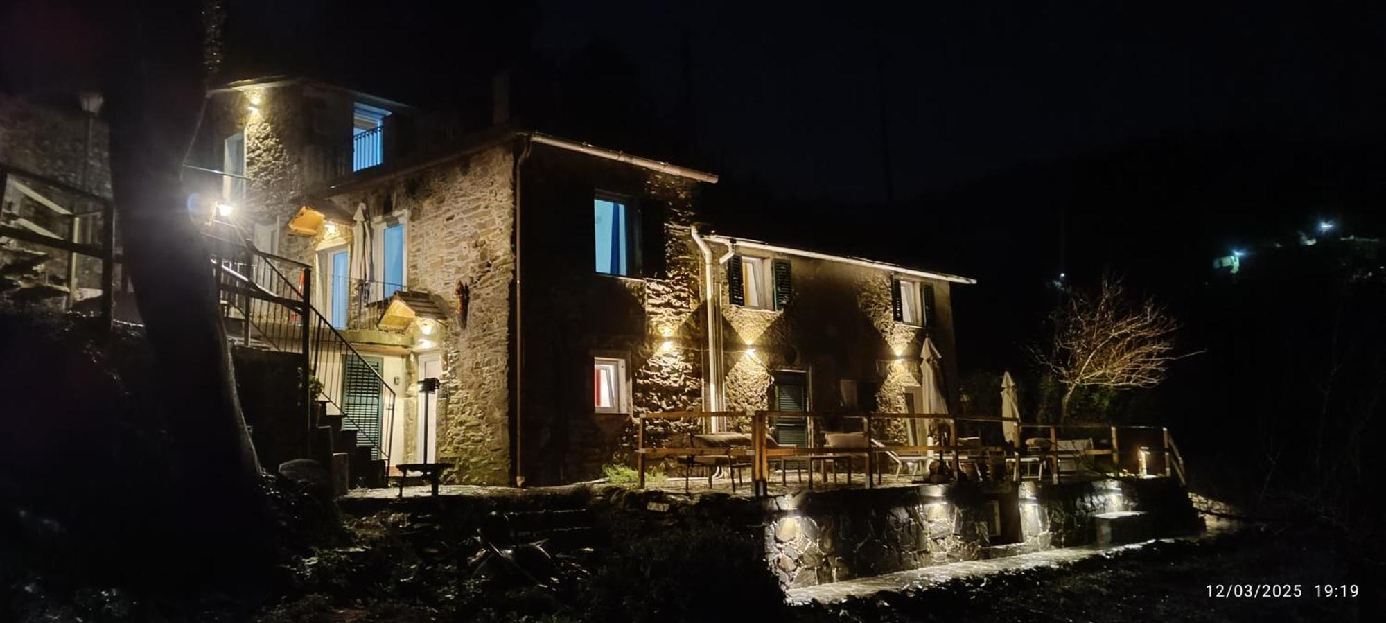 La Quiete Accesa Hotel Вернаца Екстериор снимка